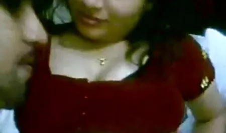 Хто хоче дружити? дивитися зрілі порно